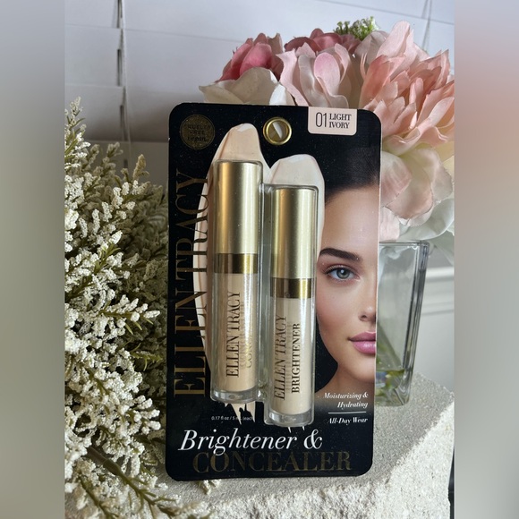 New - Ellen Tracy - Brightener & Concealer - 01 Light Ivory - Picture 1 of 1
